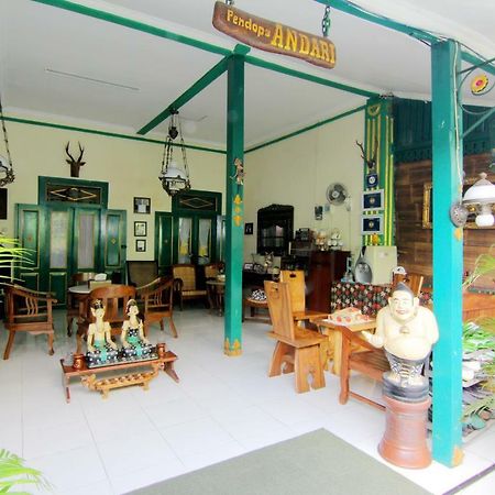 Pendopo Andari Homestay Jogyakarta Zewnętrze zdjęcie