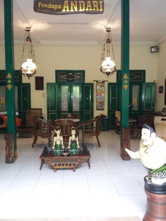Pendopo Andari Homestay Jogyakarta Zewnętrze zdjęcie