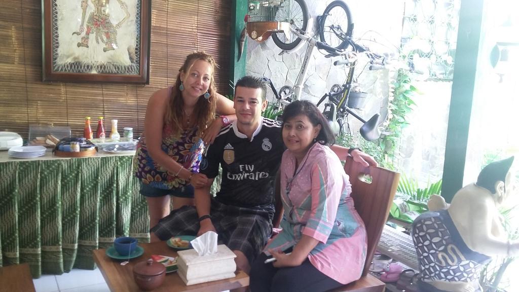 Pendopo Andari Homestay Jogyakarta Zewnętrze zdjęcie