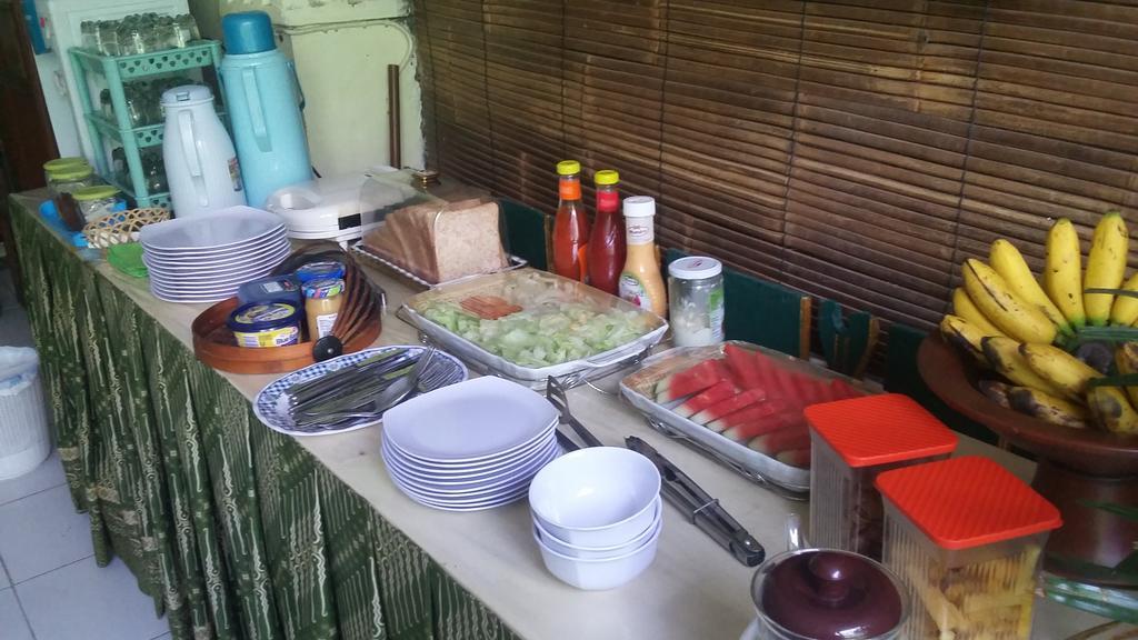 Pendopo Andari Homestay Jogyakarta Zewnętrze zdjęcie