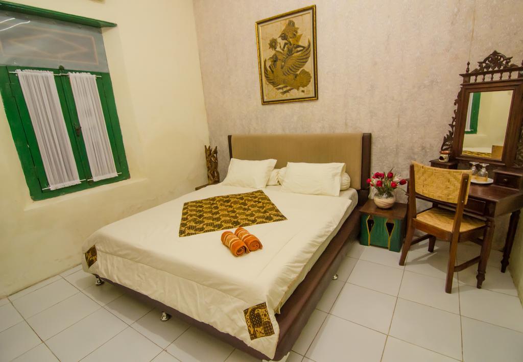 Pendopo Andari Homestay Jogyakarta Zewnętrze zdjęcie
