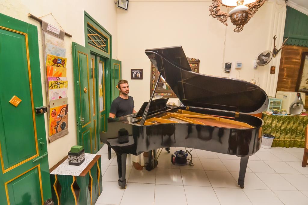 Pendopo Andari Homestay Jogyakarta Zewnętrze zdjęcie