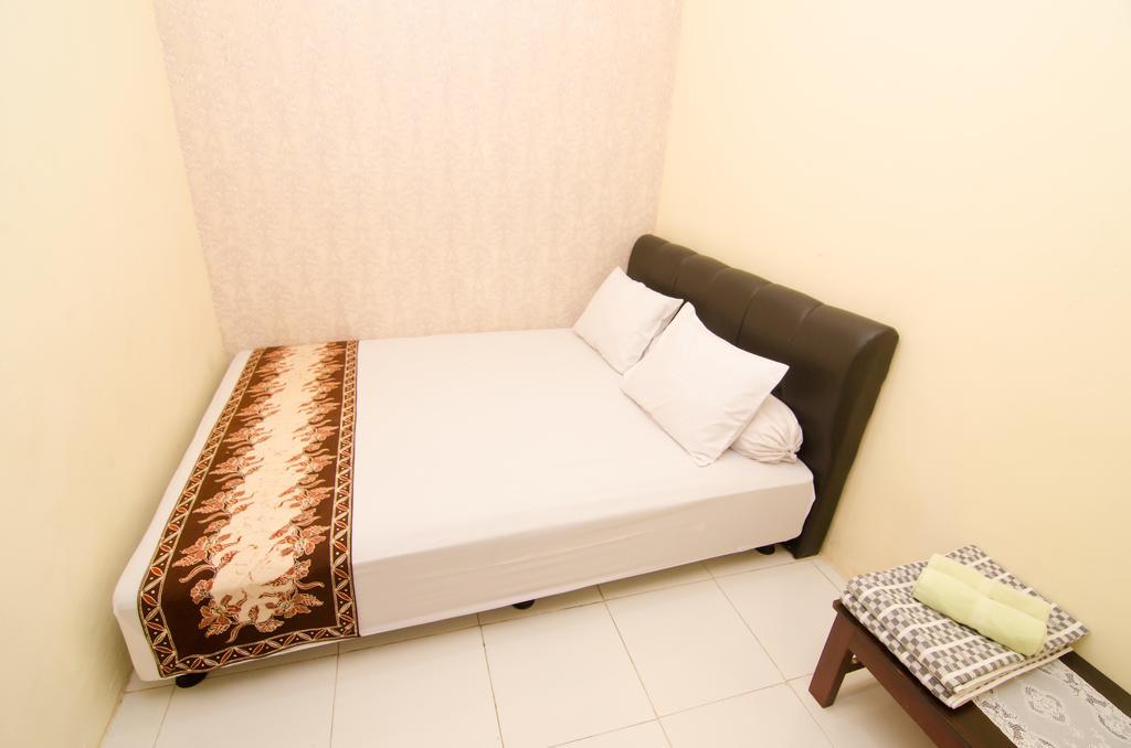 Pendopo Andari Homestay Jogyakarta Zewnętrze zdjęcie